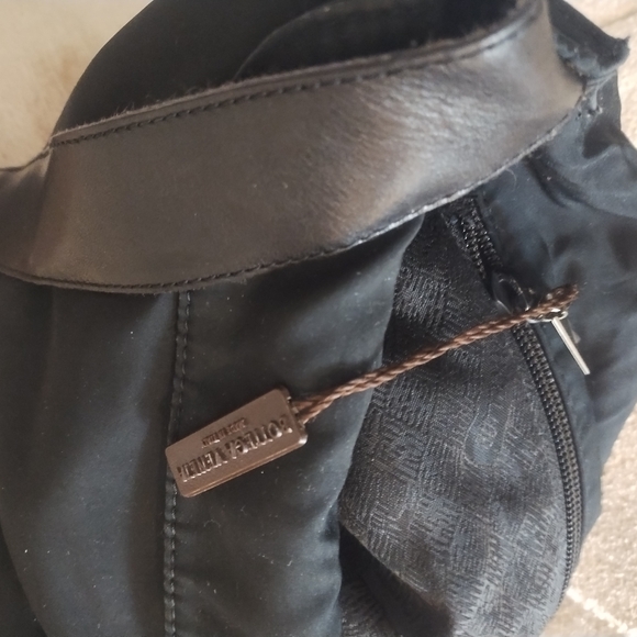 Vintage Bottega Veneta Nylon Black Women's Crossbody Bag - Picture 9 of 12